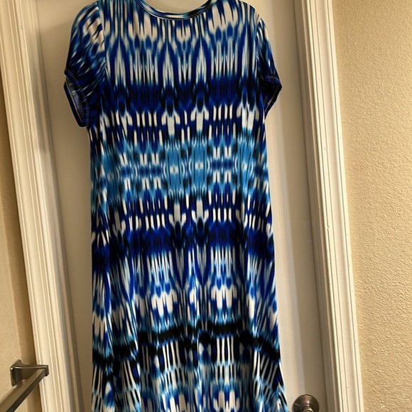 Women’s dress - Picture 5 of 5